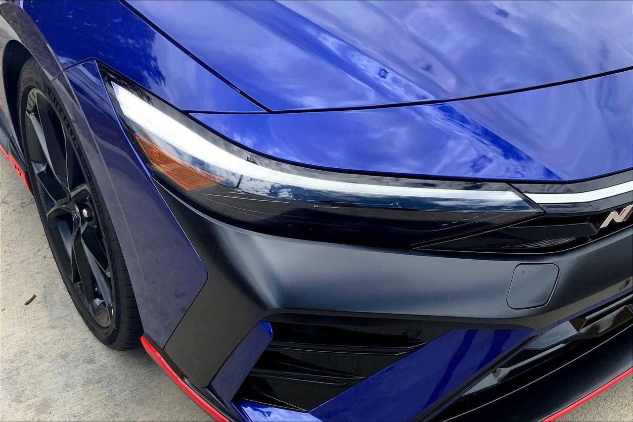 New 2025 Hyundai Elantra N image 13