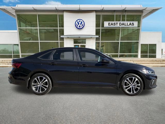 New 2026 Volkswagen Jetta Sport image 2