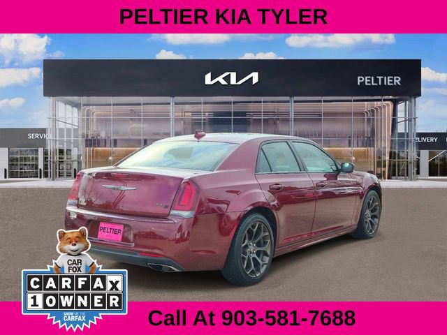 Used 2018 Chrysler 300 S w/ 300S Premium Group image 7