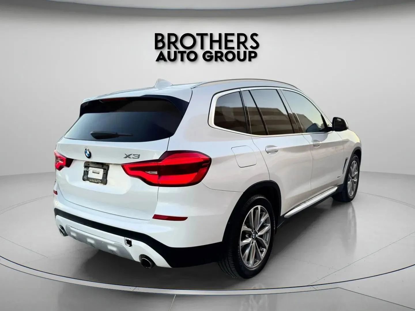 Used 2018 BMW X3 xDrive30i image 10