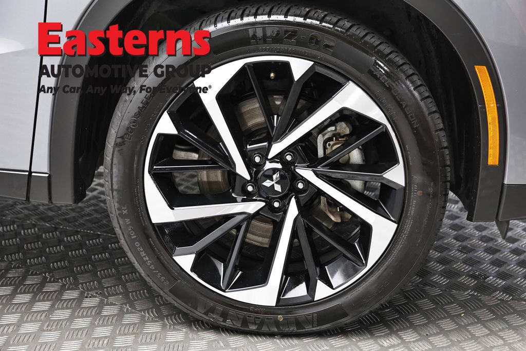Used 2024 Mitsubishi Outlander SE image 31