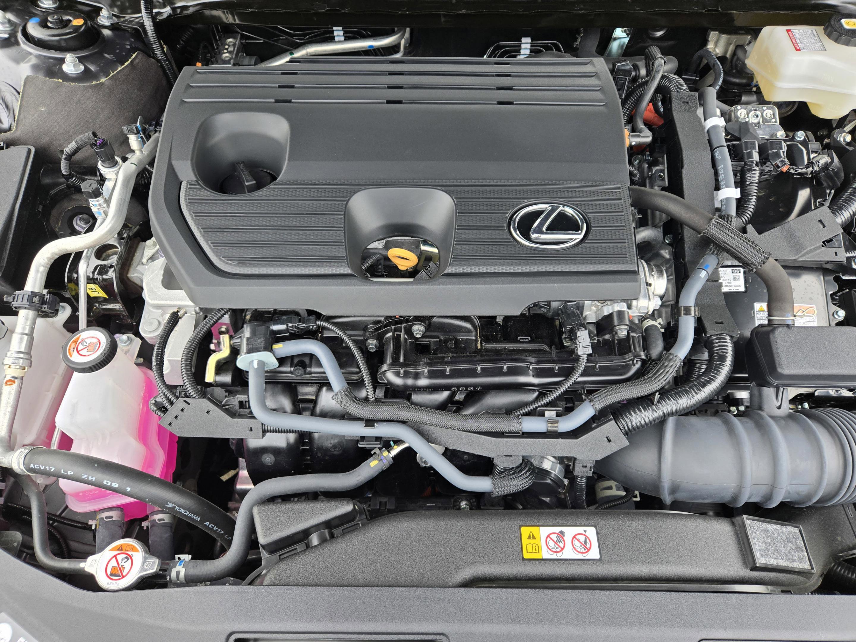 Certified 2025 Lexus ES 300h w/ Premium Package FWD image 34