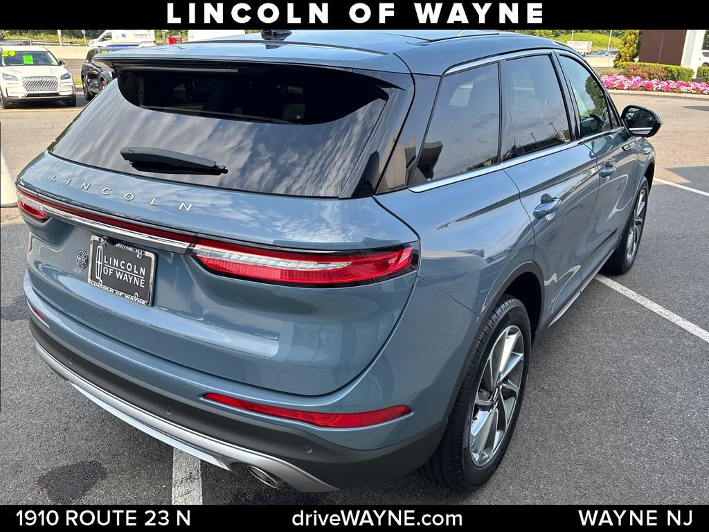 Certified 2024 Lincoln Corsair AWD w/ Equipment Group 101A image 8