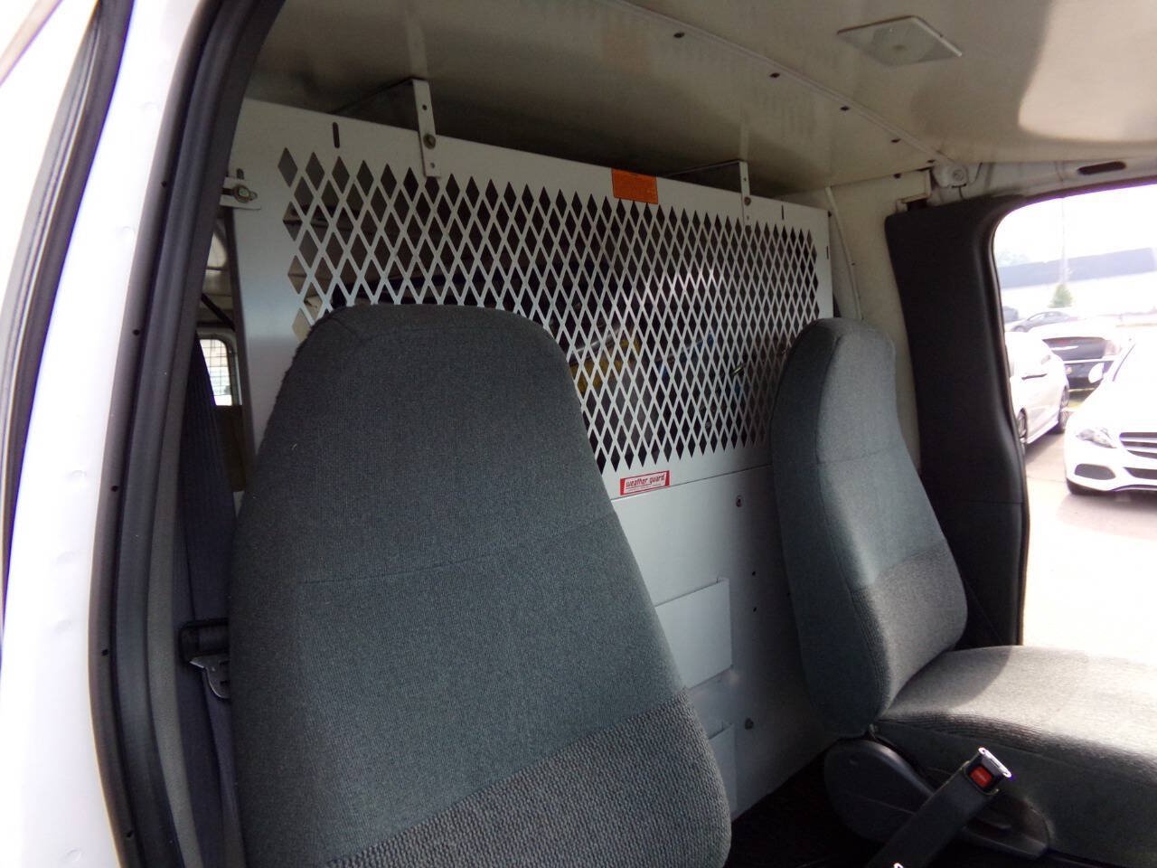 Used 1995 Ford E-250 and Econoline 250 Super RWD image 40