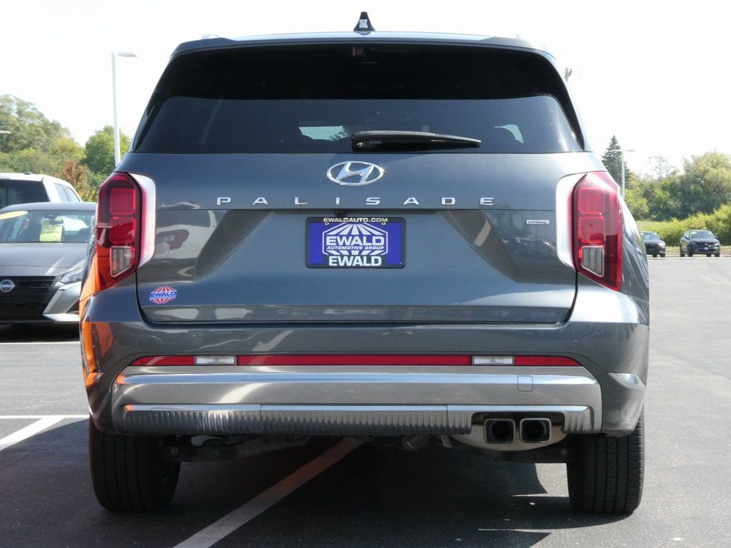 Used 2024 Hyundai Palisade Calligraphy image 30