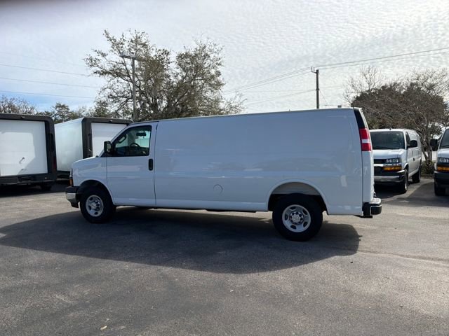 New 2025 Chevrolet Express 2500 Work Van 3D Extended Cargo Van w/ Driver Convenience Package RWD image 8
