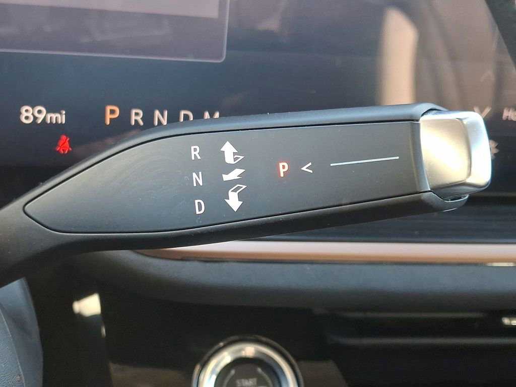 Certified 2025 Buick Envision Sport Touring image 14