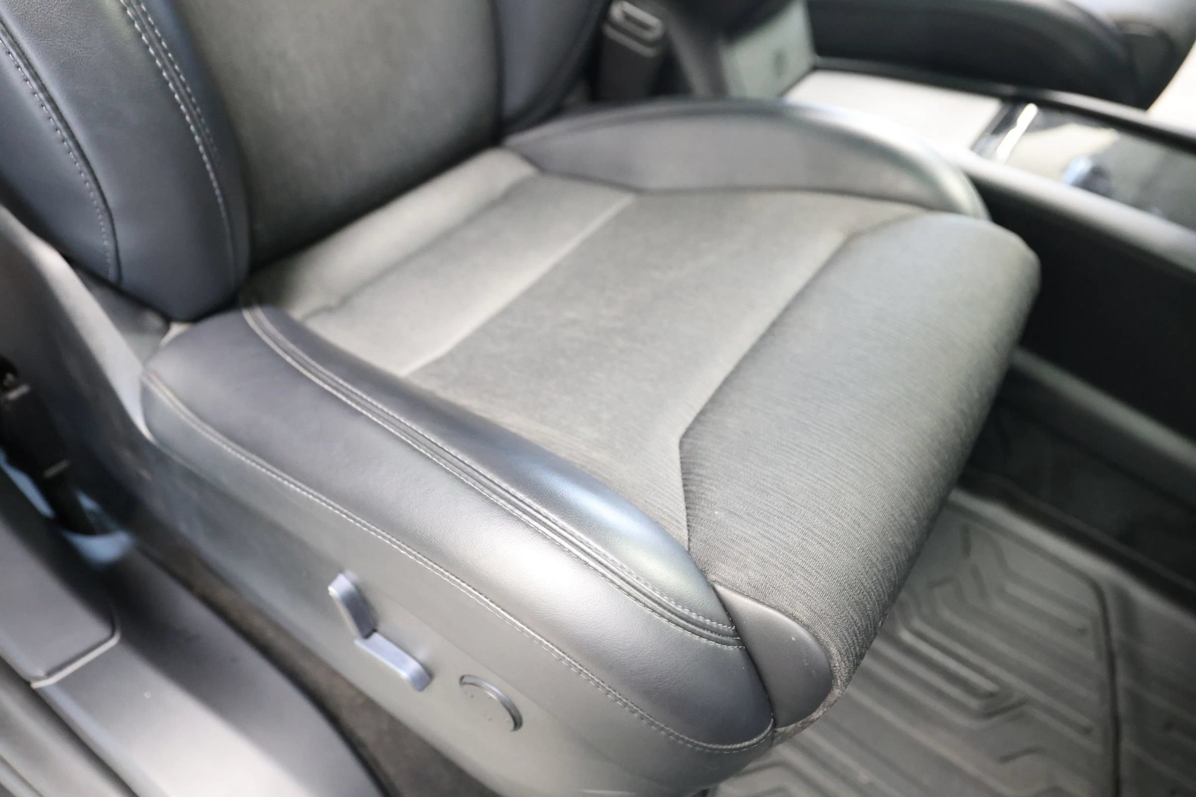 Used 2017 Tesla Model X P100D AWD/4WD image 37