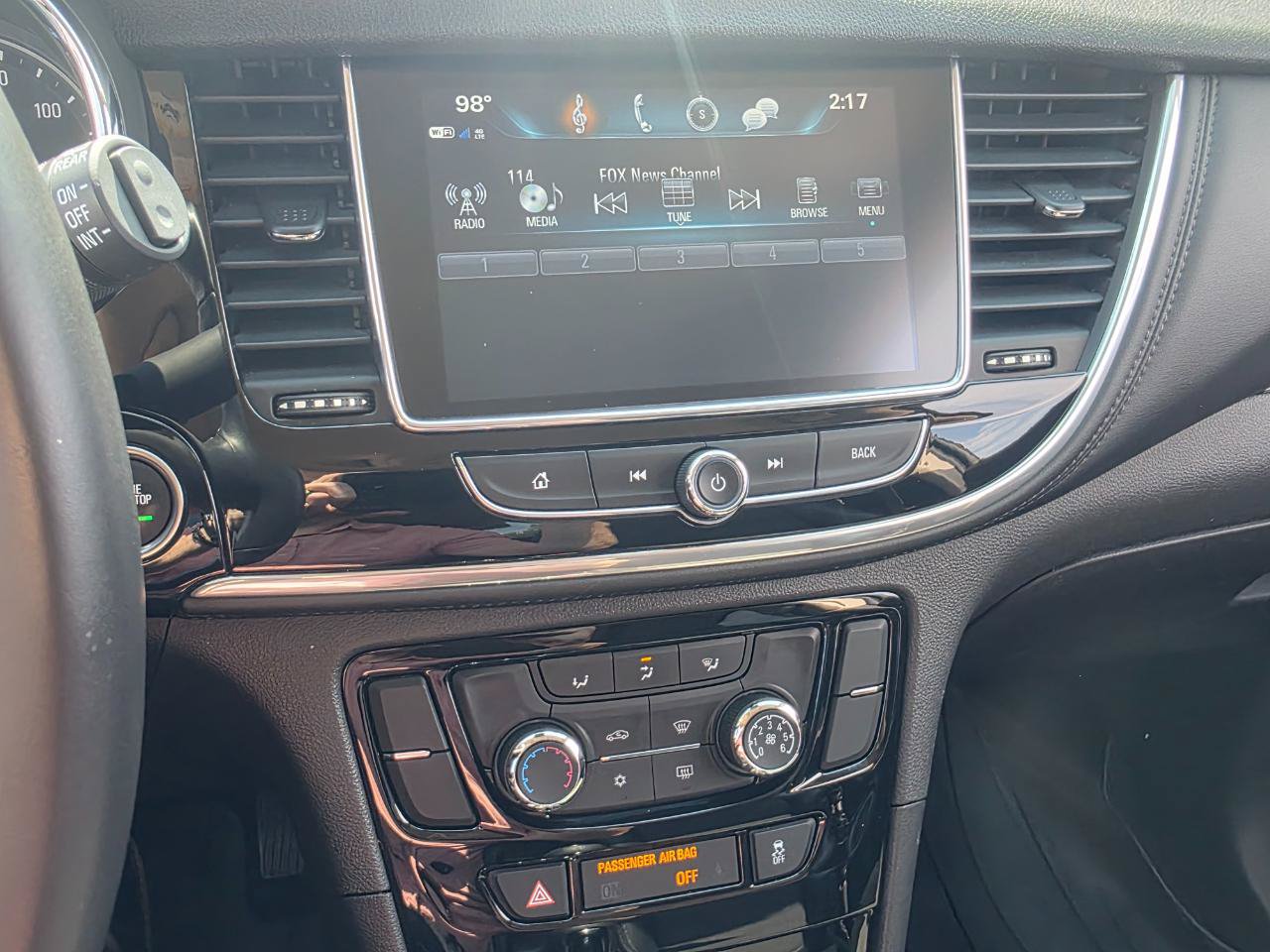 Used 2019 Buick Encore Sport Touring FWD image 3