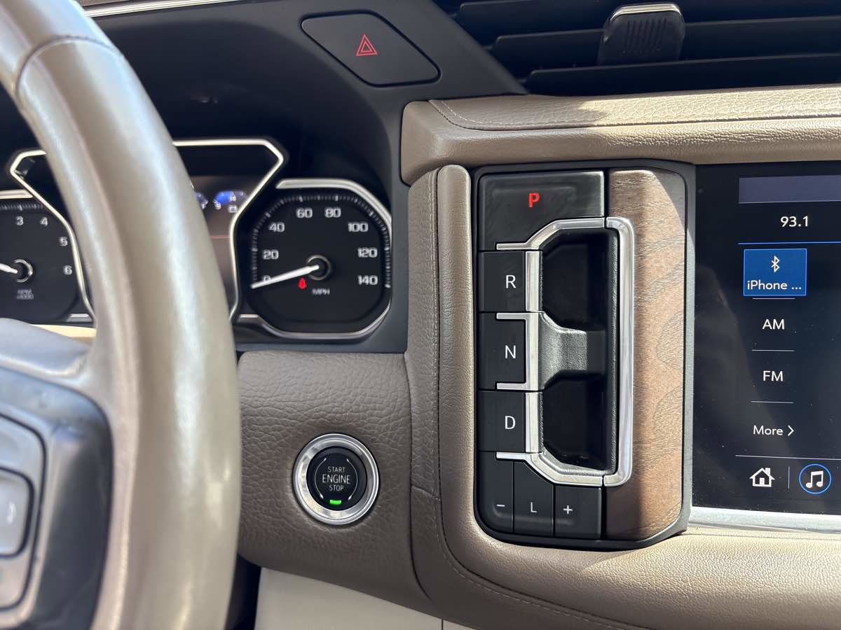 Used 2021 GMC Yukon XL Denali w/ Denali Ultimate Package image 31