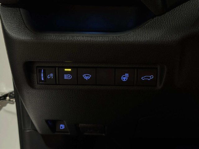 Used 2020 Toyota RAV4 XSE w/ XSE Grade Weather Package AWD/4WD image 19