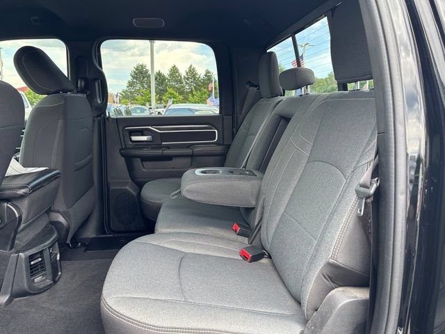 Used 2024 RAM 2500 Big Horn w/ Night Edition AWD/4WD image 9
