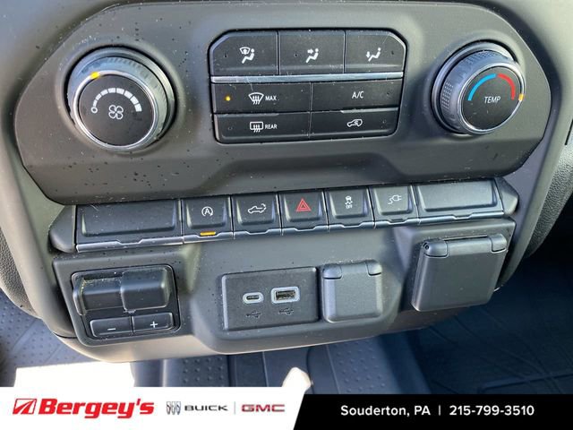 Used 2021 Chevrolet Silverado 1500 Custom w/ Safety Confidence Package image 39