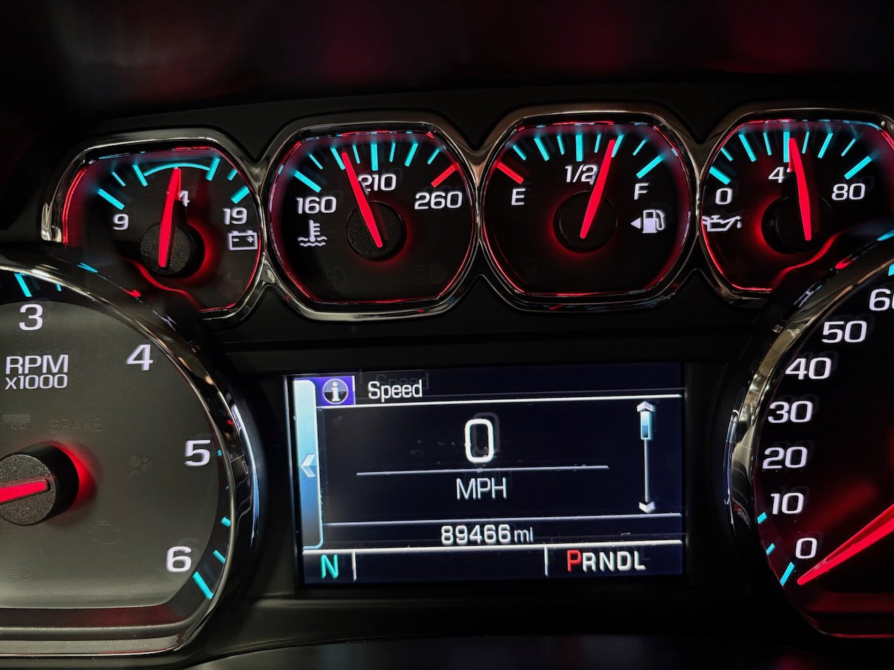 Used 2018 Chevrolet Silverado 1500 LT w/ All Star Edition AWD/4WD image 22