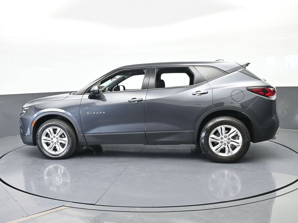 Used 2022 Chevrolet Blazer LT image 3