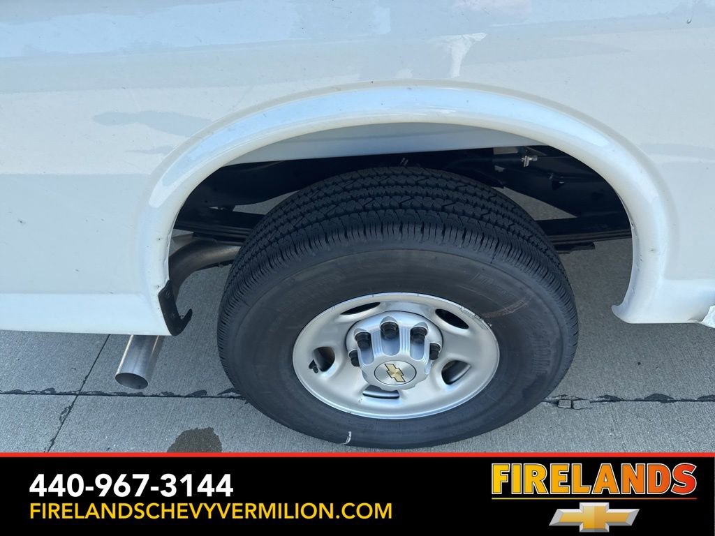 New 2025 Chevrolet Express 2500 w/ Driver Convenience Package image 41
