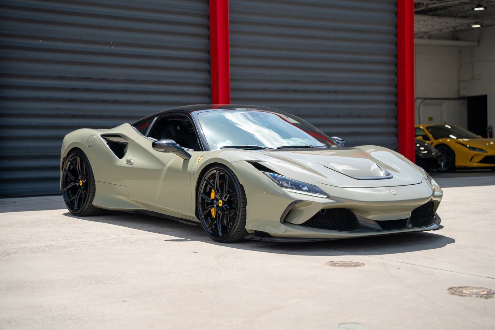 Used 2020 Ferrari F8 Tributo RWD image 4