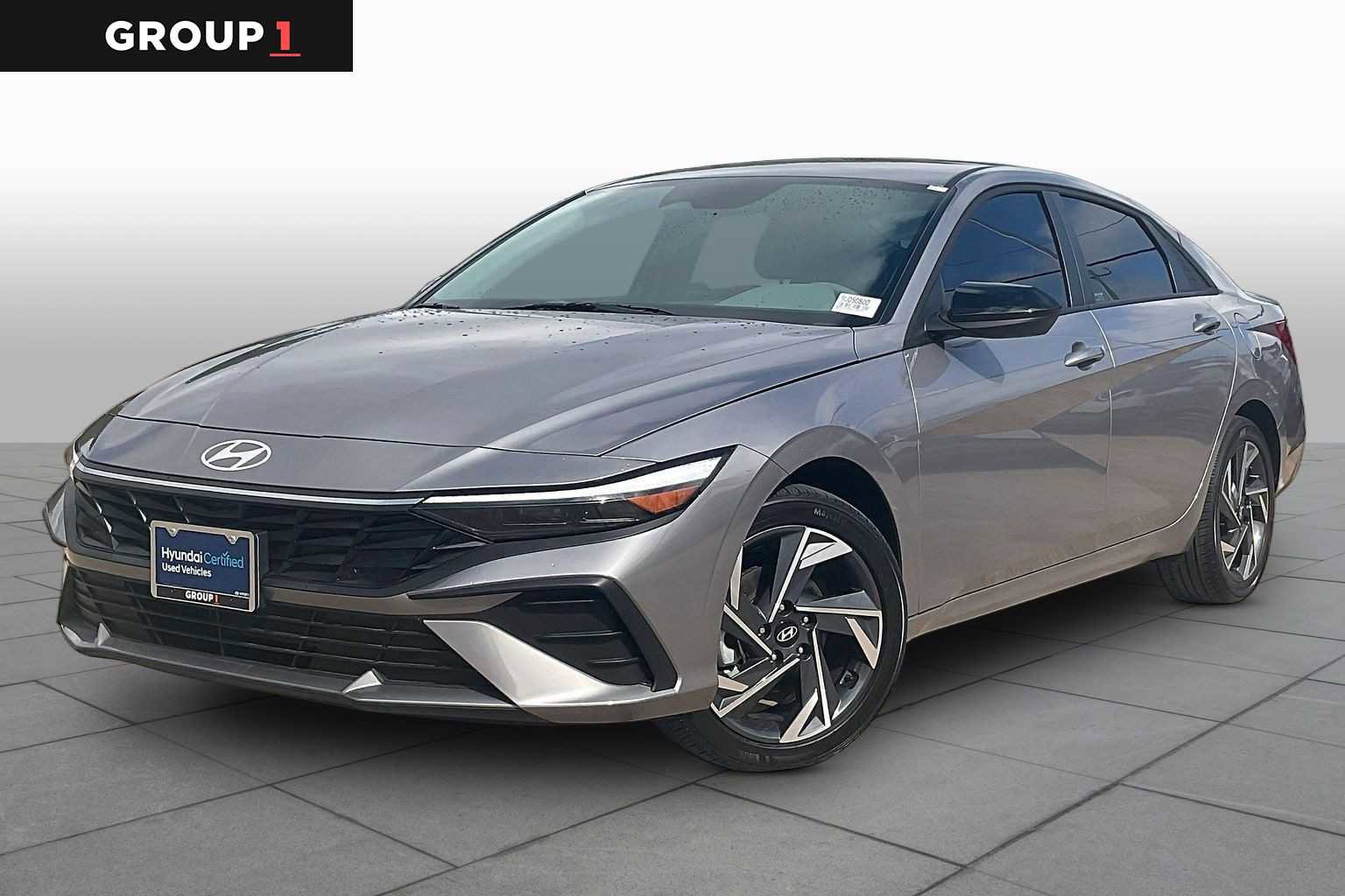 Certified 2025 Hyundai Elantra Sport image 1