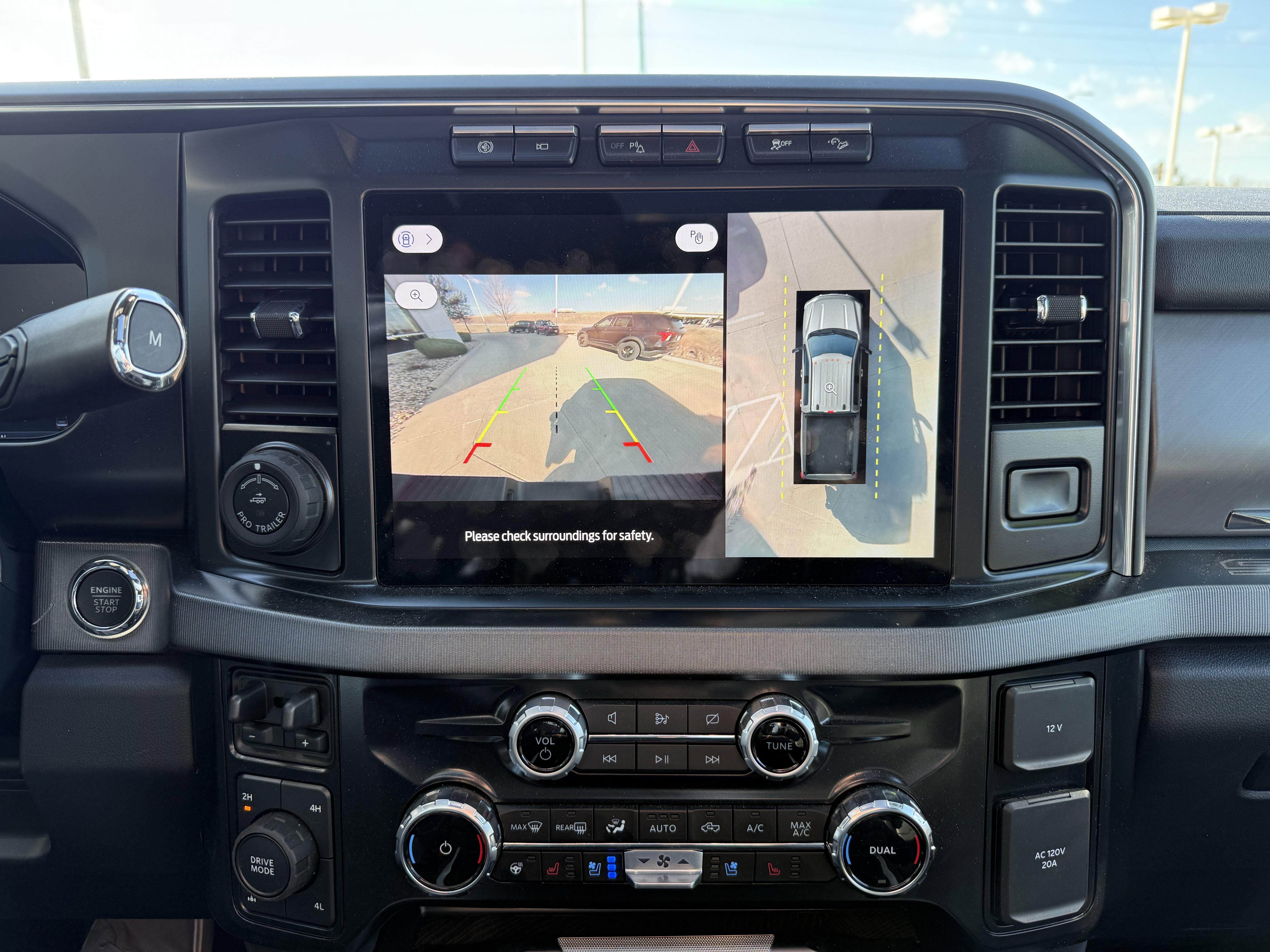 Used 2024 Ford F350 Platinum image 19