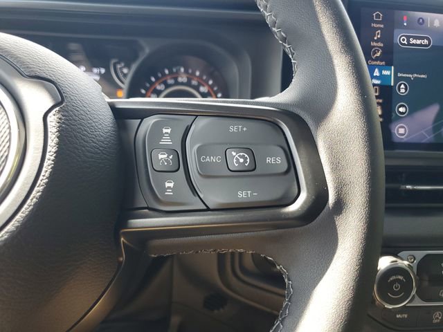 New 2025 Jeep Gladiator Sport image 26