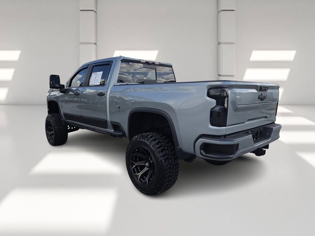 Used 2024 Chevrolet Silverado 2500 High Country w/ High Country Premium Package image 6