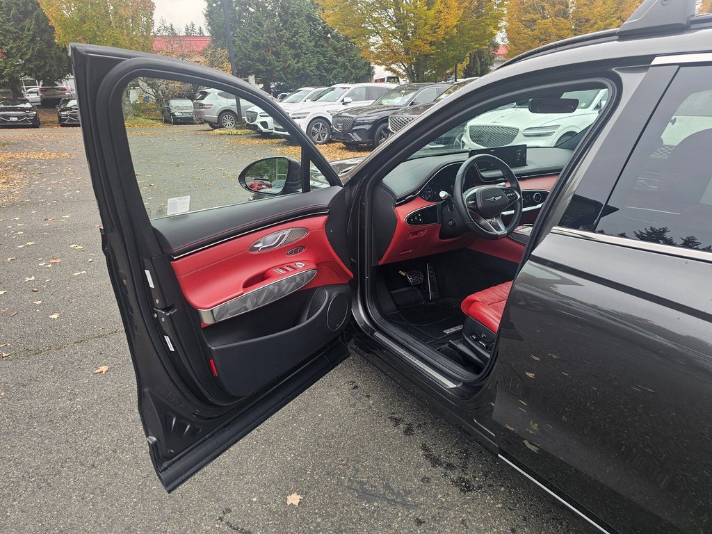 Certified 2025 Genesis GV70 3.5T Sport w/ Sport Advanced Package image 20