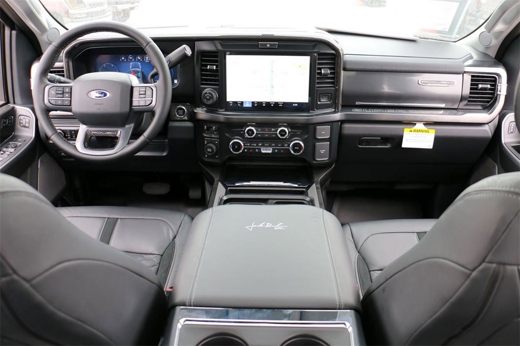 New 2026 Ford F250 Lariat w/ Black Appearance Package image 29