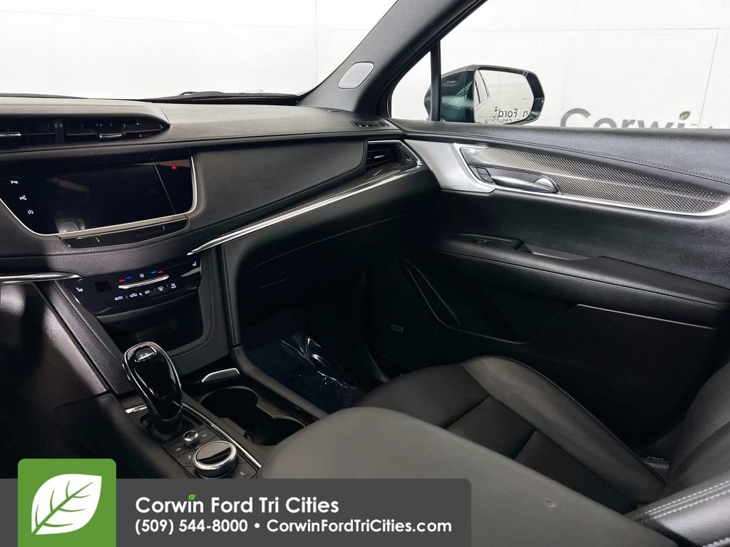 Used 2023 Cadillac XT5 Sportv w/ Technology Package AWD/4WD image 28