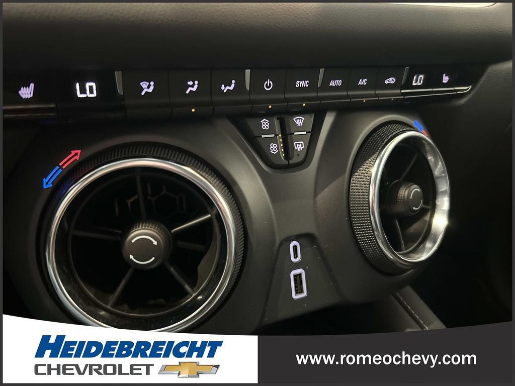 Used 2024 Chevrolet Blazer LT w/ Convenience Package AWD/4WD image 23