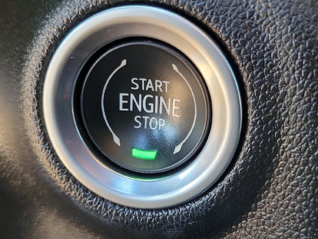 Used 2021 GMC Sierra 1500 SLT w/ SLT Convenience Package AWD/4WD image 25