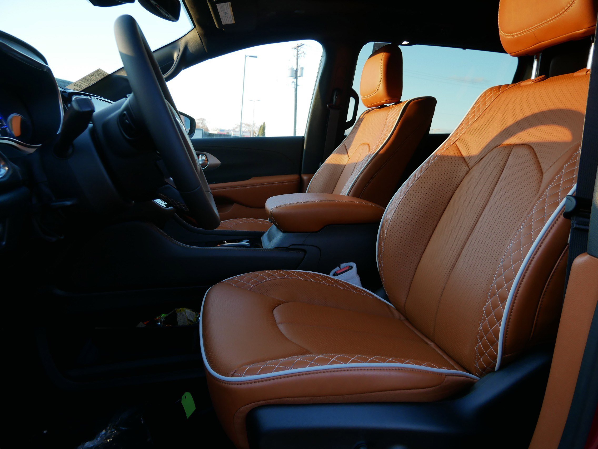 New 2026 Chrysler Pacifica Pinnacle image 6