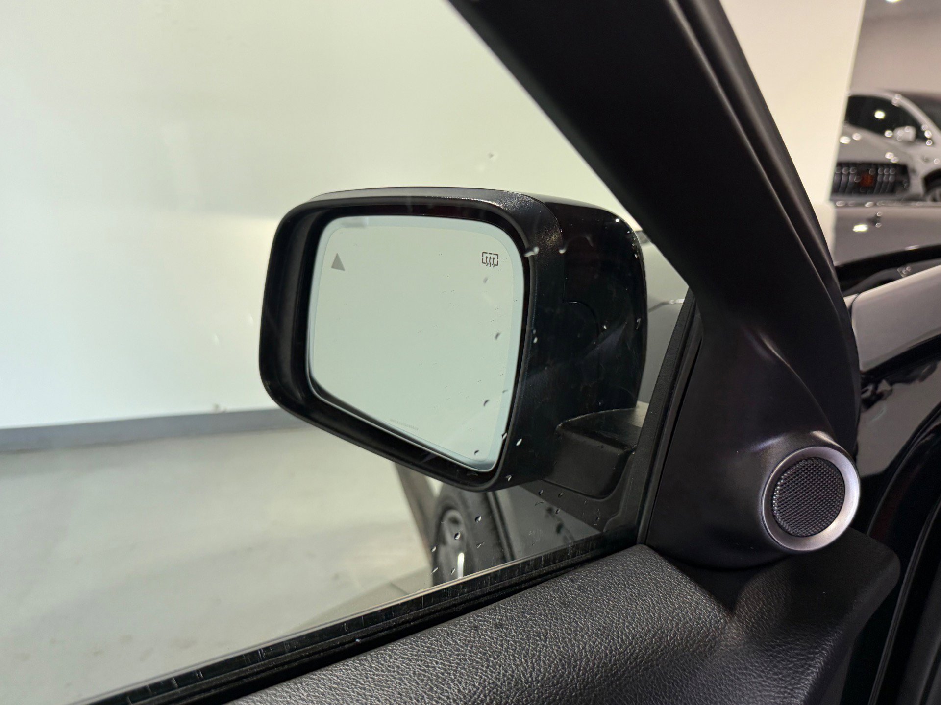 Used 2020 Dodge Durango R/T w/ Blacktop Package AWD/4WD image 19