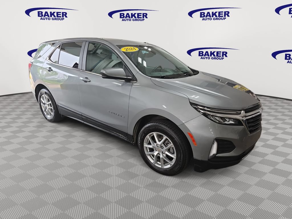 Used 2024 Chevrolet Equinox LT AWD/4WD image 3