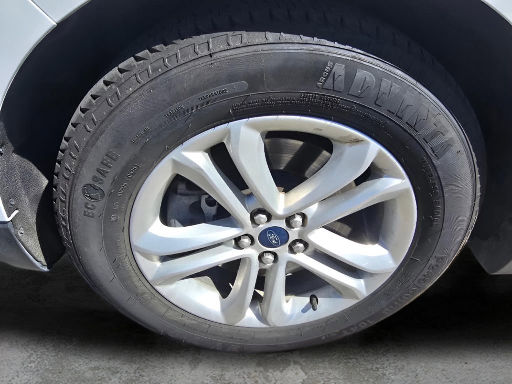 Used 2020 Ford Edge SEL AWD/4WD image 20