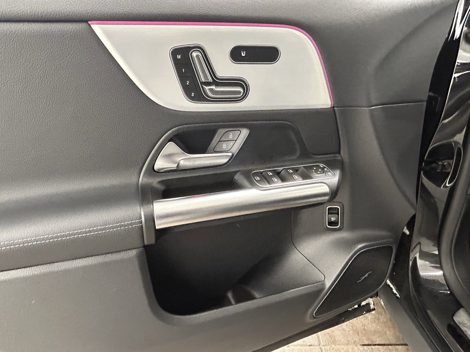 Used 2024 Mercedes-Benz GLA 35 AMG GLA 35 AMG image 28