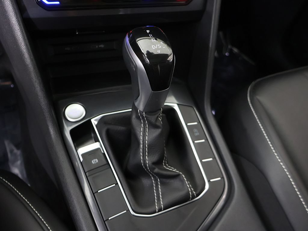 Used 2024 Volkswagen Tiguan SE FWD image 54