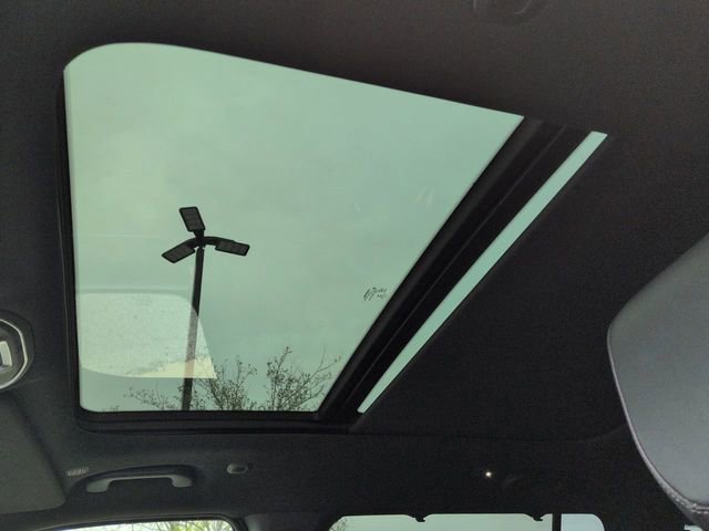 Certified 2022 Jeep Wagoneer Series III w/ Premium Group I image 26