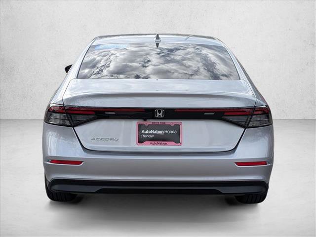 Used 2025 Honda Accord LX image 8