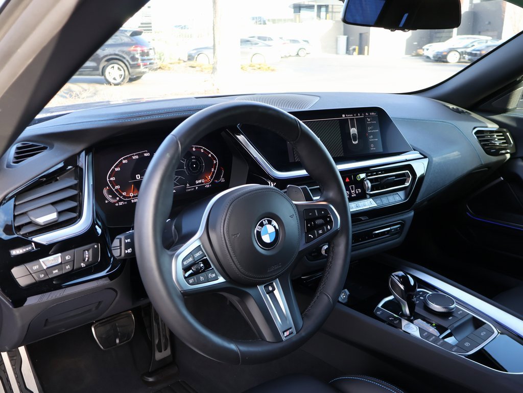 Used 2024 BMW Z4 M40i w/ Premium Package image 18