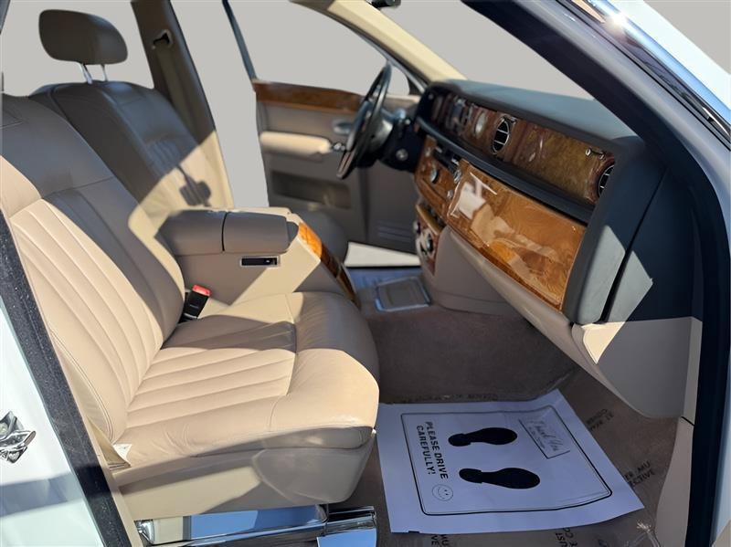 Used 2006 Rolls-Royce Phantom Sedan RWD image 49