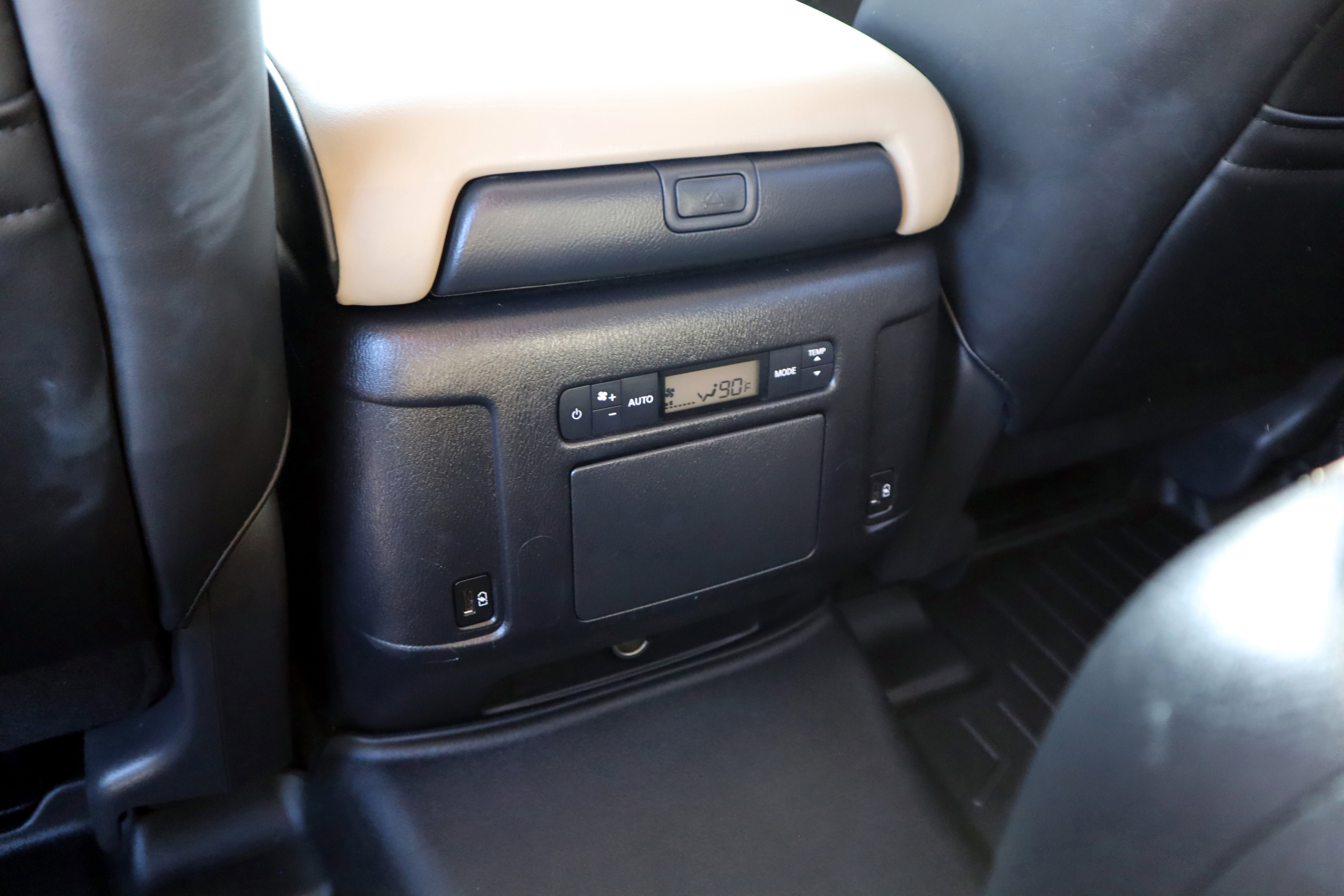 Used 2022 INFINITI QX80 Premium Select w/ Cargo Package image 19