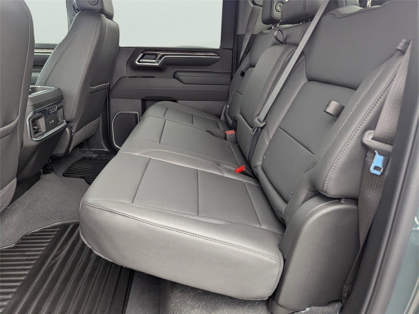 New 2026 Chevrolet Silverado 2500 LTZ w/ LTZ Plus Package image 12