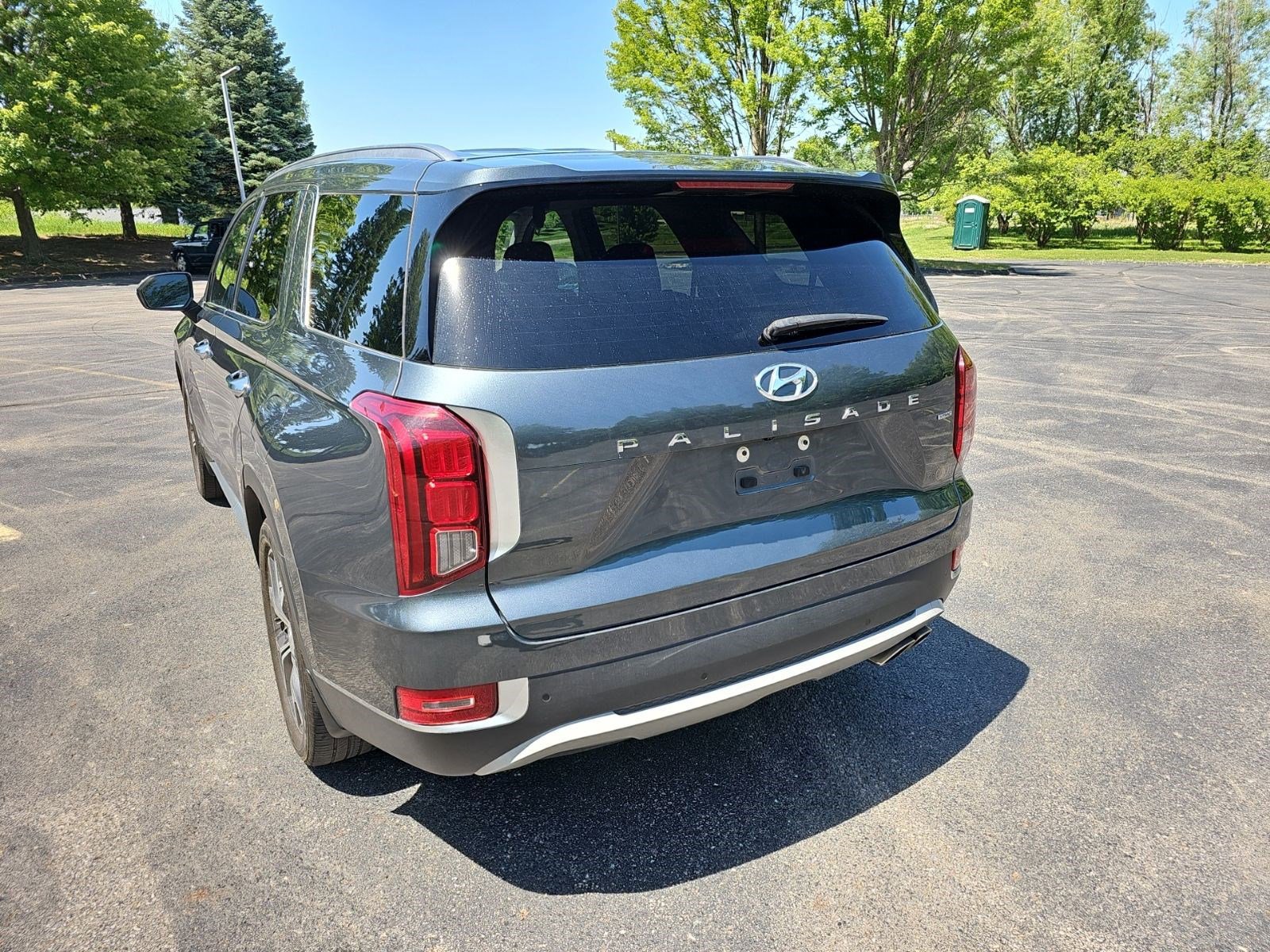 Used 2022 Hyundai Palisade SEL w/ 8P Bench Seat Package AWD/4WD image 3
