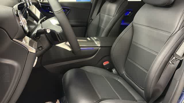 Used 2026 Mercedes-Benz GLC 300 4MATIC image 26