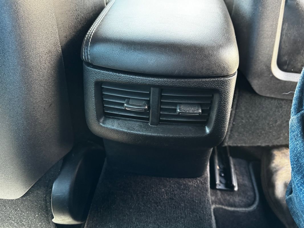 Used 2018 Dodge Challenger GT AWD/4WD image 32