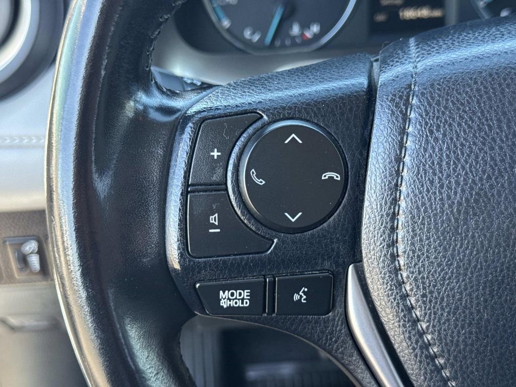 Used 2018 Toyota RAV4 XLE w/ Convenience Package image 10