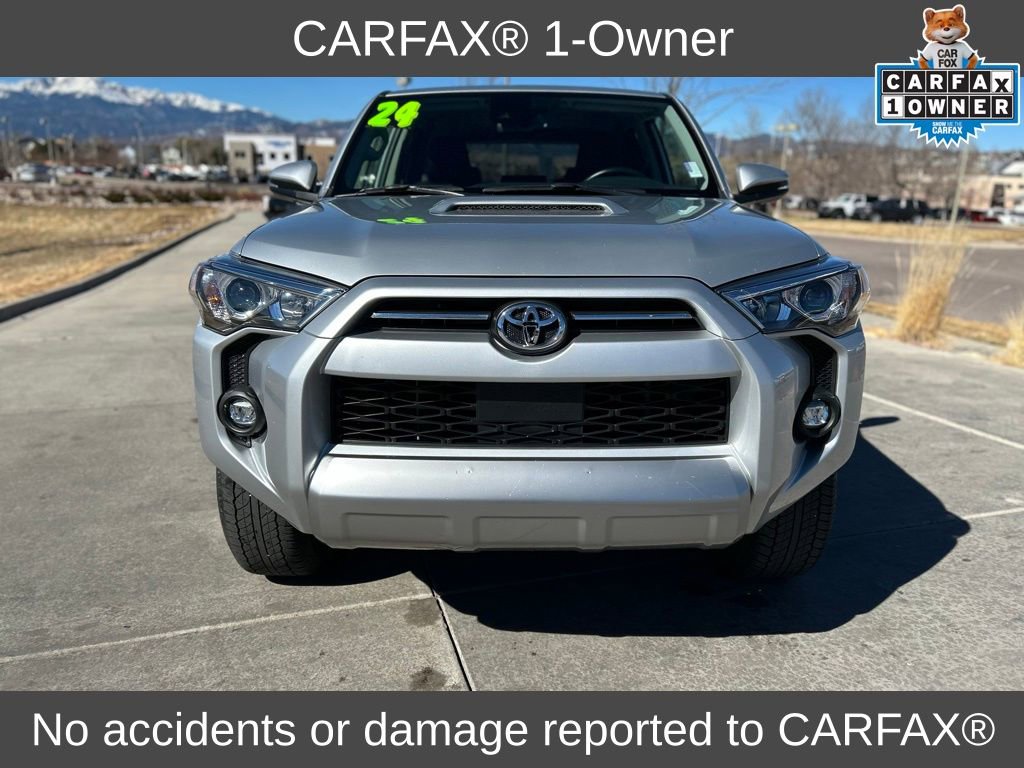 Used 2024 Toyota 4Runner TRD Off-Road Premium image 2