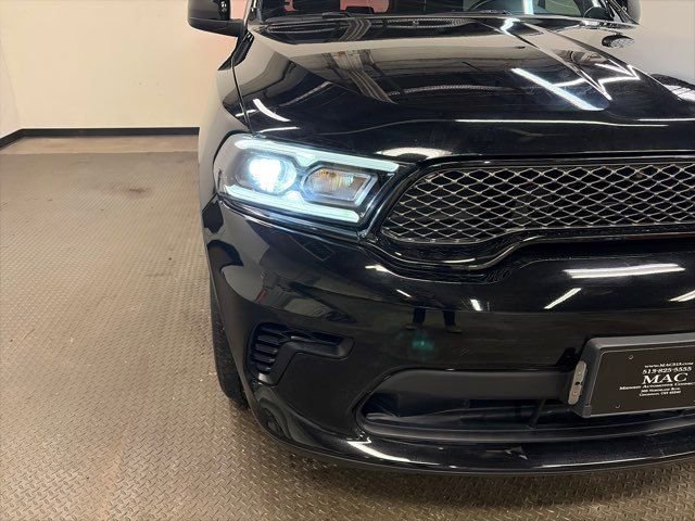 Used 2023 Dodge Durango AWD image 2