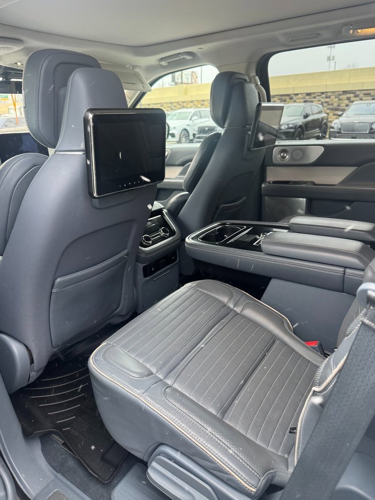 Used 2018 Lincoln Navigator Black Label w/ Cargo Package image 6