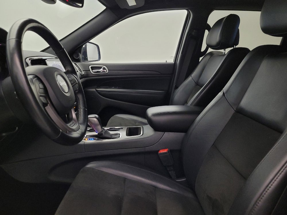 Used 2020 Jeep Grand Cherokee Altitude image 17